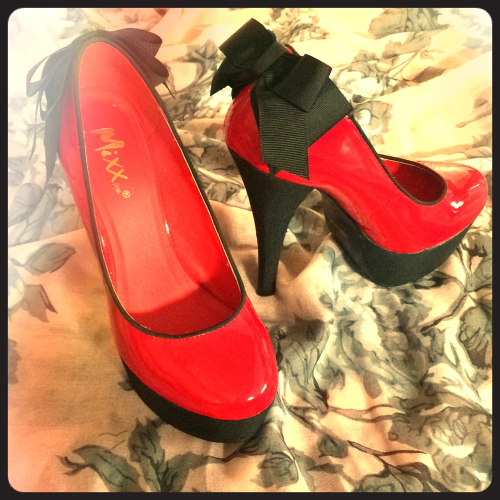 Mix Shuz Red/Black Stiletto Heels
